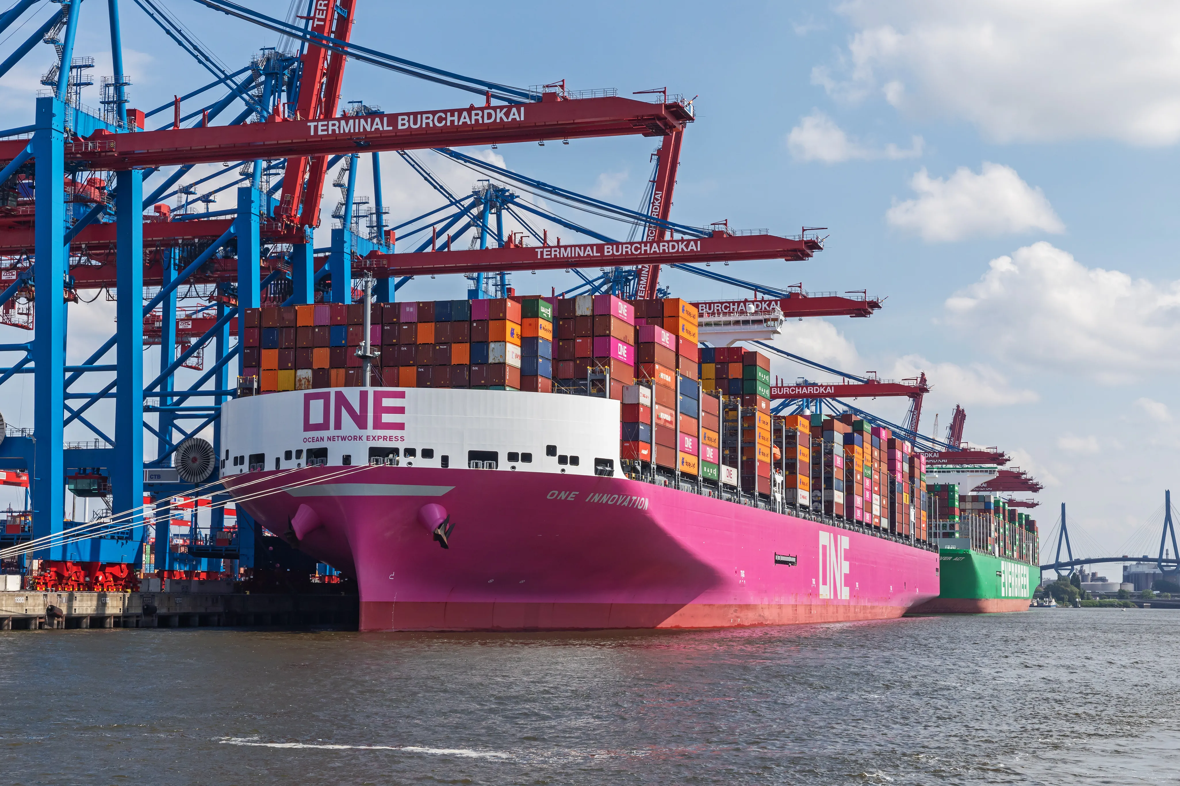 Liên minh Premier Alliance điều chỉnh mạng lưới dịch vụ năm 2026: Tiếp tục tuyến qua Mũi Hảo Vọng, thêm tuyến mới Việt Nam – Los Angeles và Ấn Độ – châu Âu