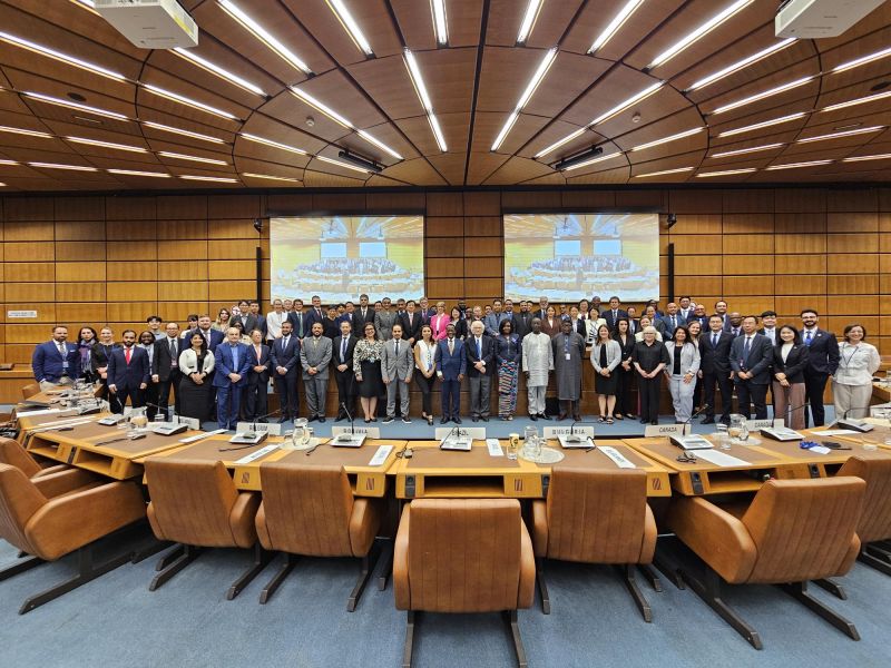 Liên Hợp Quốc thông qua công ước về chứng từ hàng không có thể chuyển nhượng