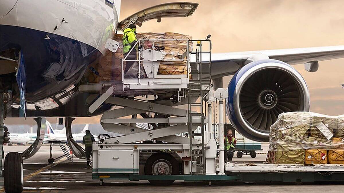 Vận tải hàng không 2026 tăng chậm nhưng bền cầu