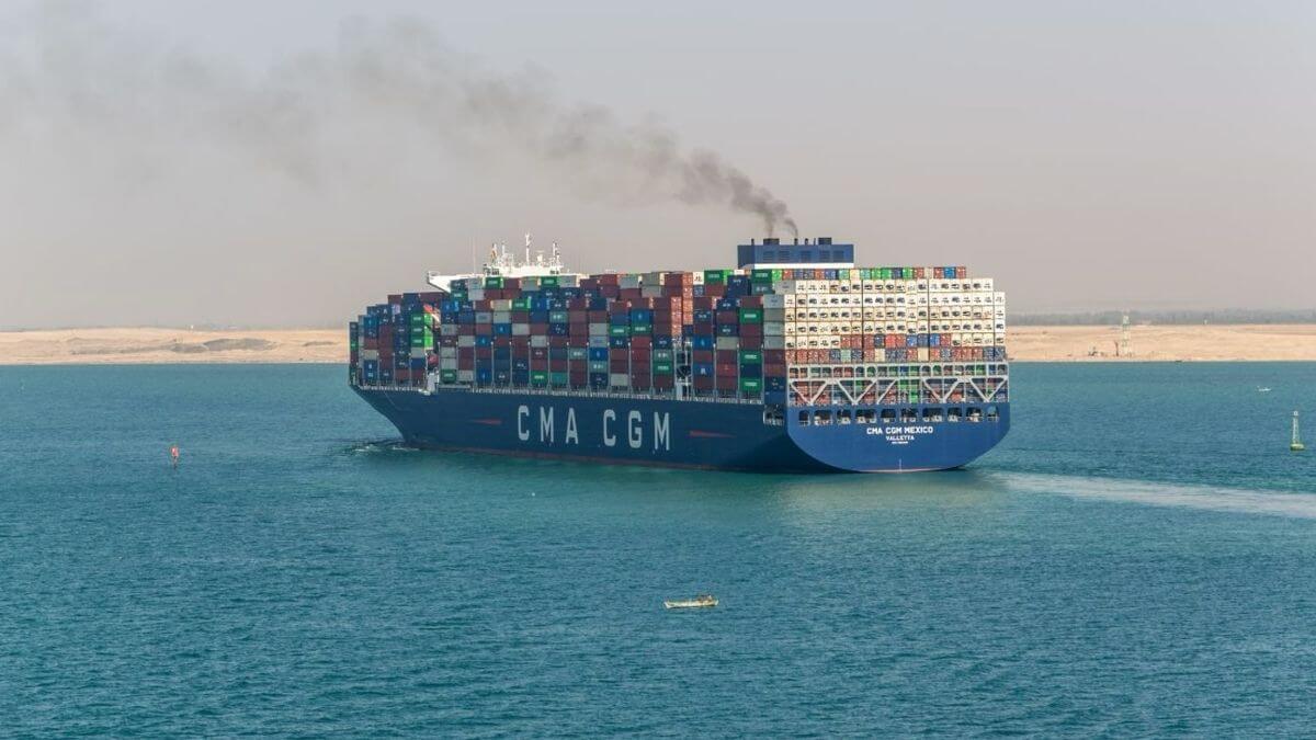 CMA CGM quay lại tuyến Mũi Hảo Vọng, thận trọng với Suez