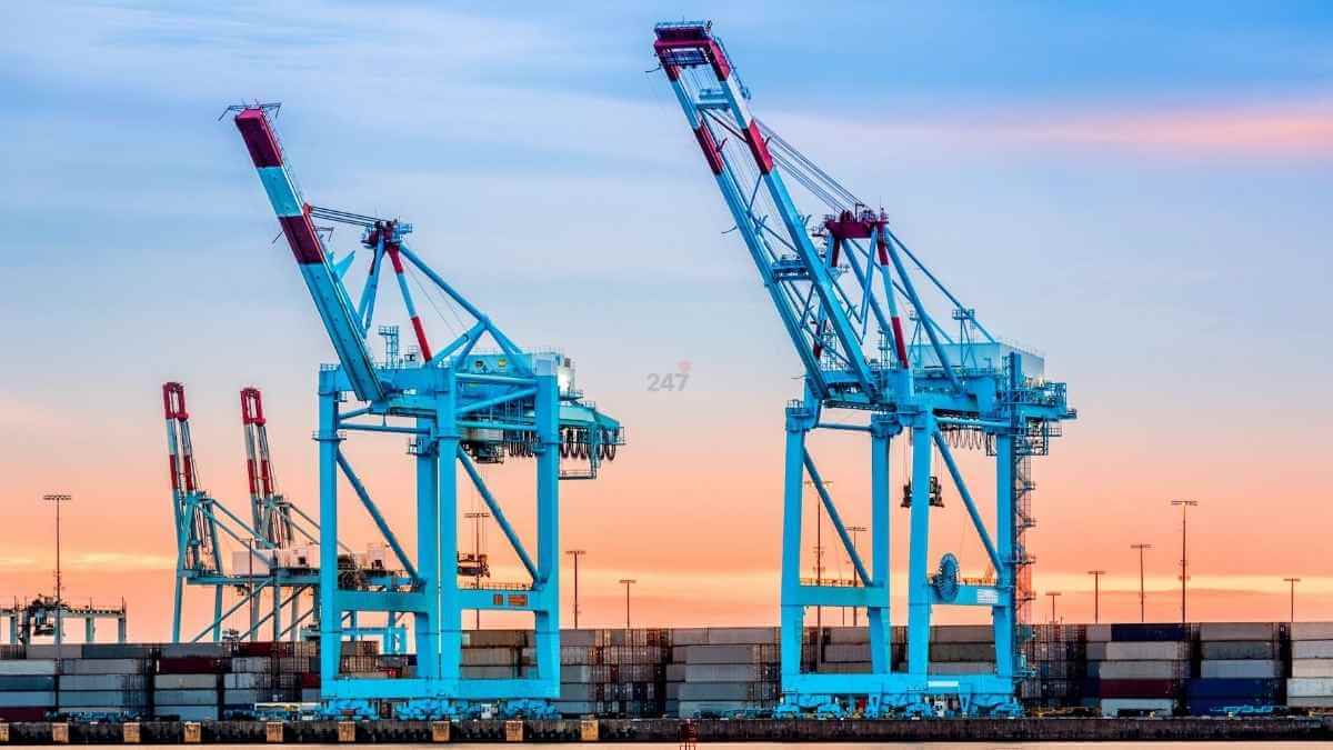 Thương Mại Container Toàn Cầu Vẫn Tăng Trưởng Giữa Khủng Hoảng Hormuz